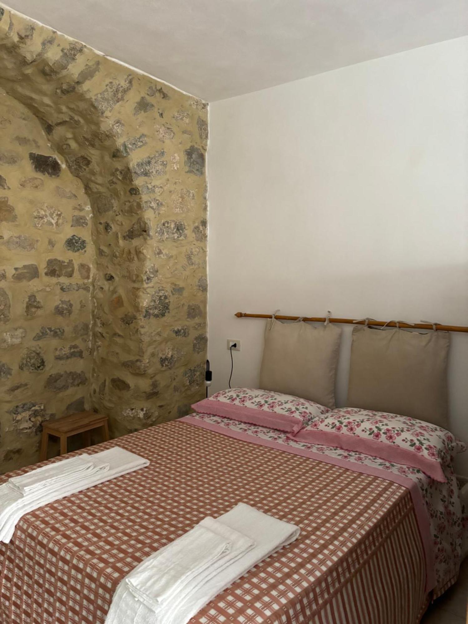 Casa Castello Hotel Rocca Imperiale Ngoại thất bức ảnh