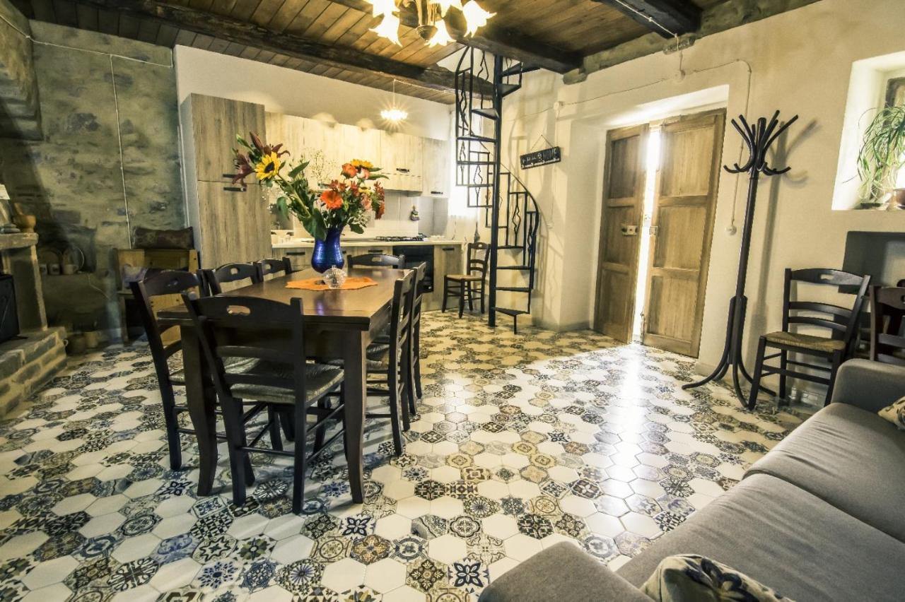 Casa Castello Hotel Rocca Imperiale Ngoại thất bức ảnh
